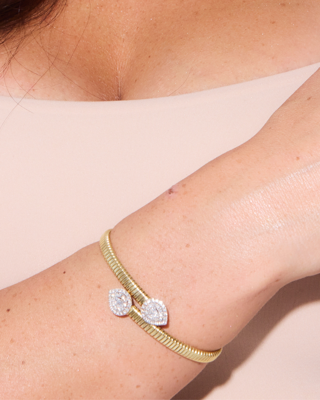 Auriga Yellow Gold Bangle