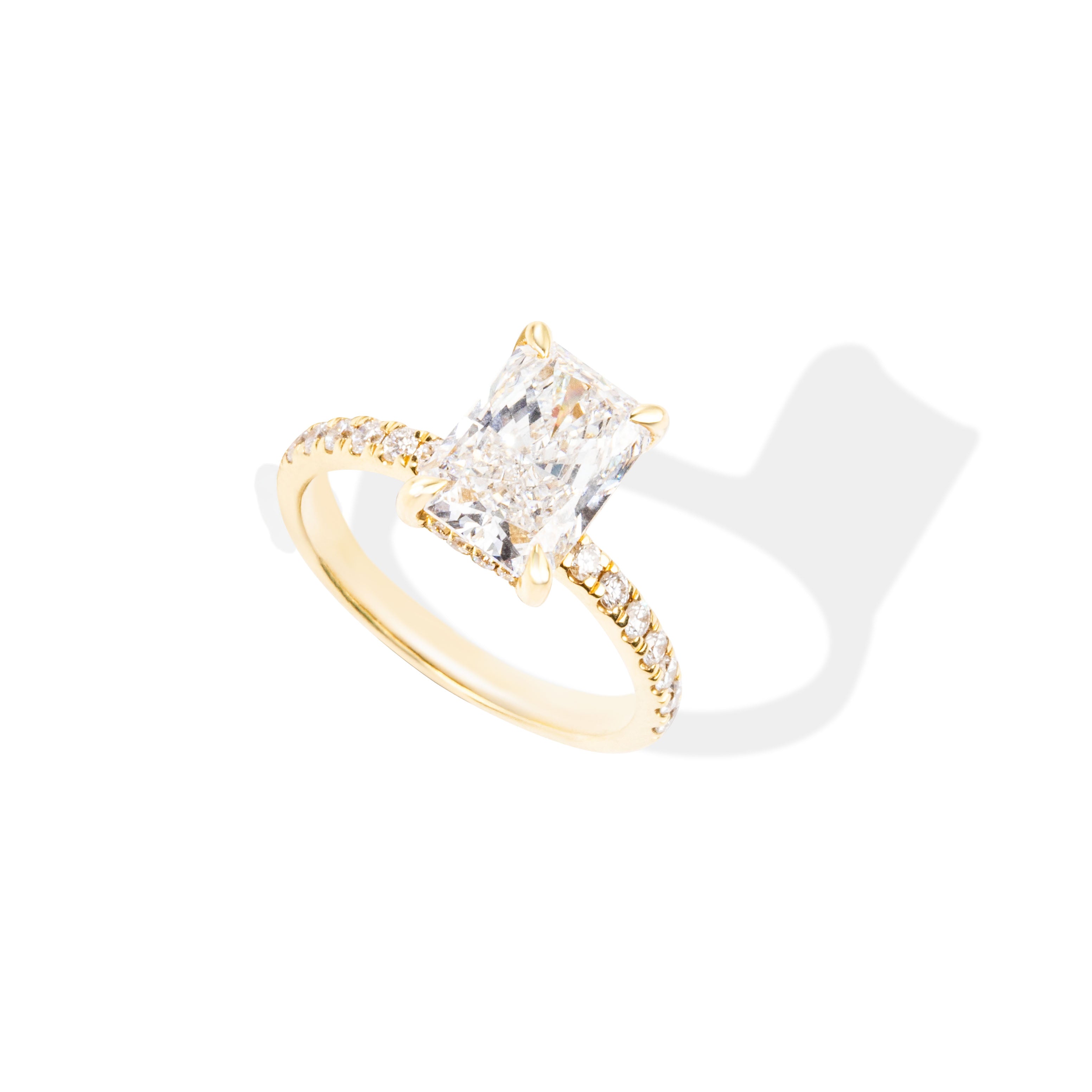 Aura Solitaire Ring